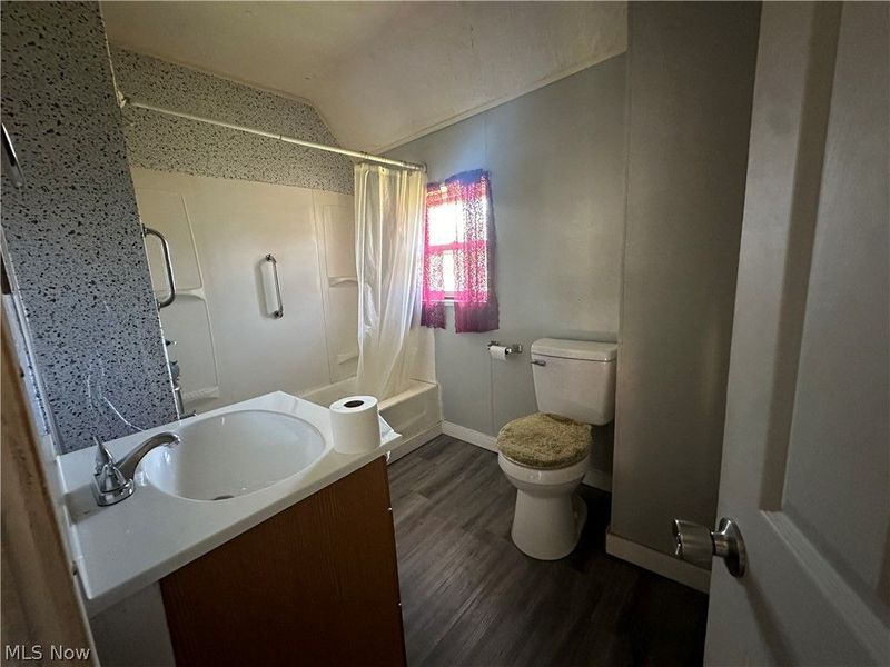 1616 Bank Place SW, Canton, OH 44706 Photo 8