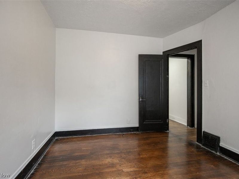 3867 E 147th Street , Cleveland, OH 44128 Photo 14