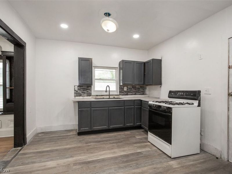 3867 E 147th Street , Cleveland, OH 44128 Photo 19