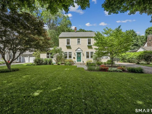 17 Ridge, Danbury, CT 06810