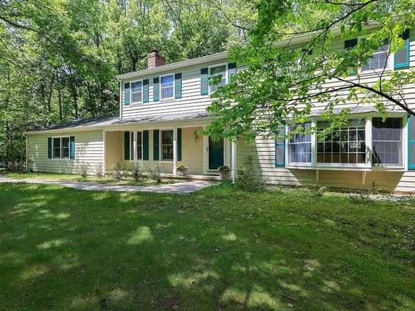 9 JILL DRIVE, WEST WINDSOR, NJ 08550