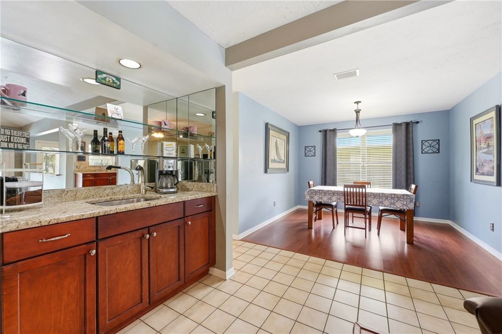 724 24th Square, Vero Beach, FL 32962 Photo