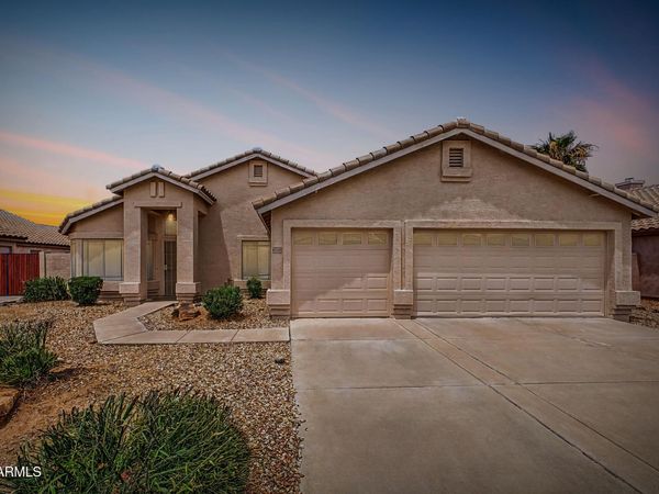 8340 W STELLA Way, Glendale, AZ 85305