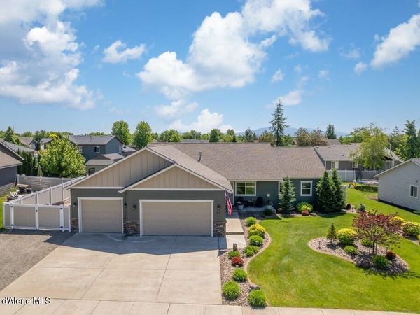 6670 W Buffalo Grass LN , Rathdrum, ID 83858