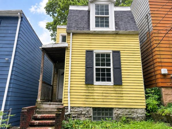 2592 Seegar Avenue, Cincinnati, OH 45225