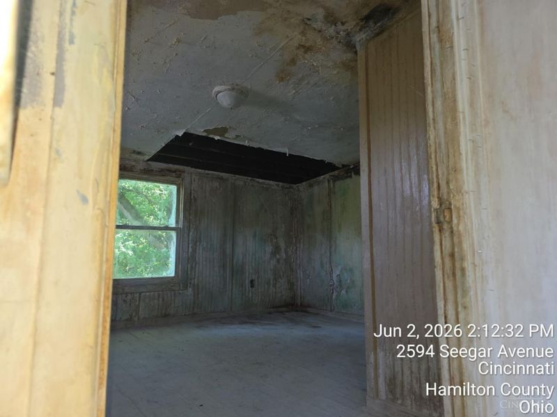 2592 Seegar Avenue, Cincinnati, OH 45225 Photo 6
