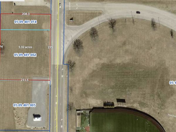 703 S Greenbriar Road, Carterville, IL 62918