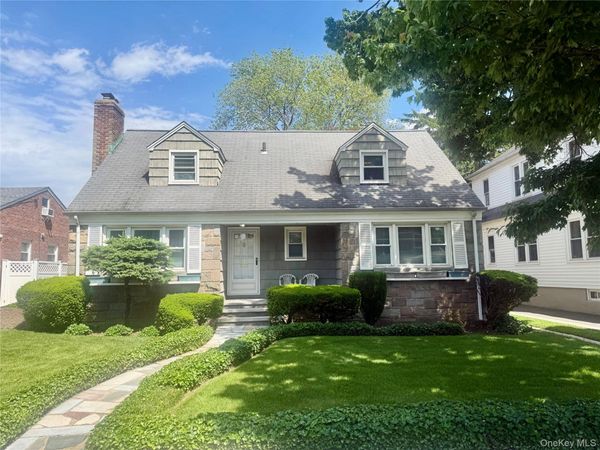 2725 165th Street , Flushing, NY 11358