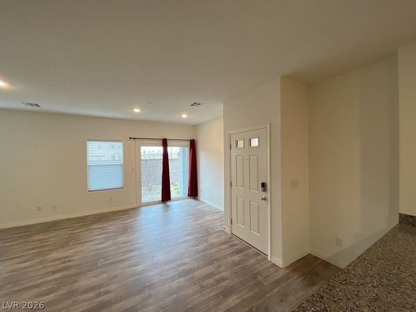 4261 Venus Falls Avenue , North Las Vegas, NV 89084