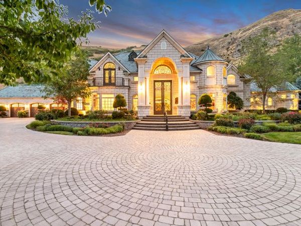 1201 N OAK FOREST RD, Salt Lake City, UT 84103