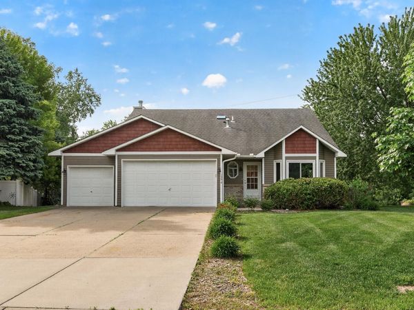 1290 109th Avenue NW, Coon Rapids, MN 55433