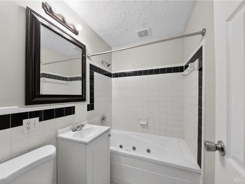 1117 Blakley Drive, Dayton, OH 45403 Photo 11