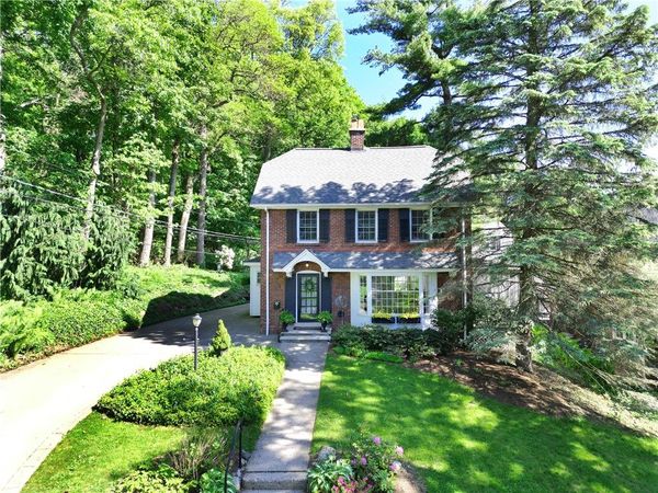 8 Nunda Blvd , Rochester, NY 14610