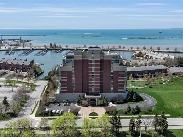 132 Lakefront Boulevard , Unit 902, Buffalo, NY 14202