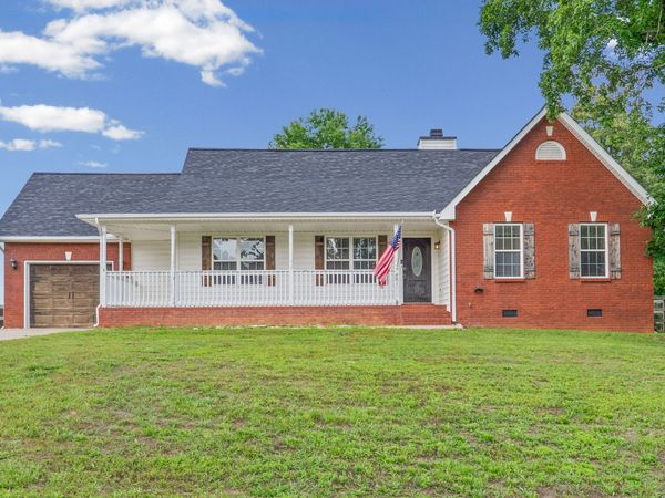 461 Kristie Michelle Ln, Clarksville, TN 37042