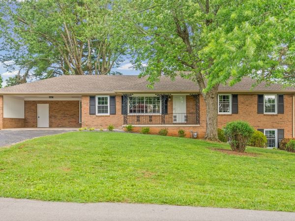 122 Donna Dr , Hopkinsville, KY 42240