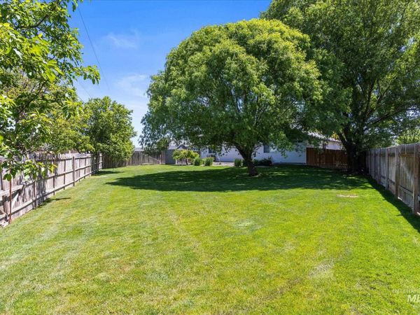 3907 N Abbott St, Caldwell, ID 83607