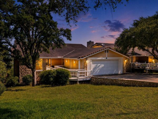 310 Dogie DR, Unit A, Horseshoe Bay, TX 78657