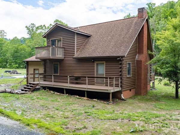 3206 Fork Mountain Road , Bakersville, NC 28705