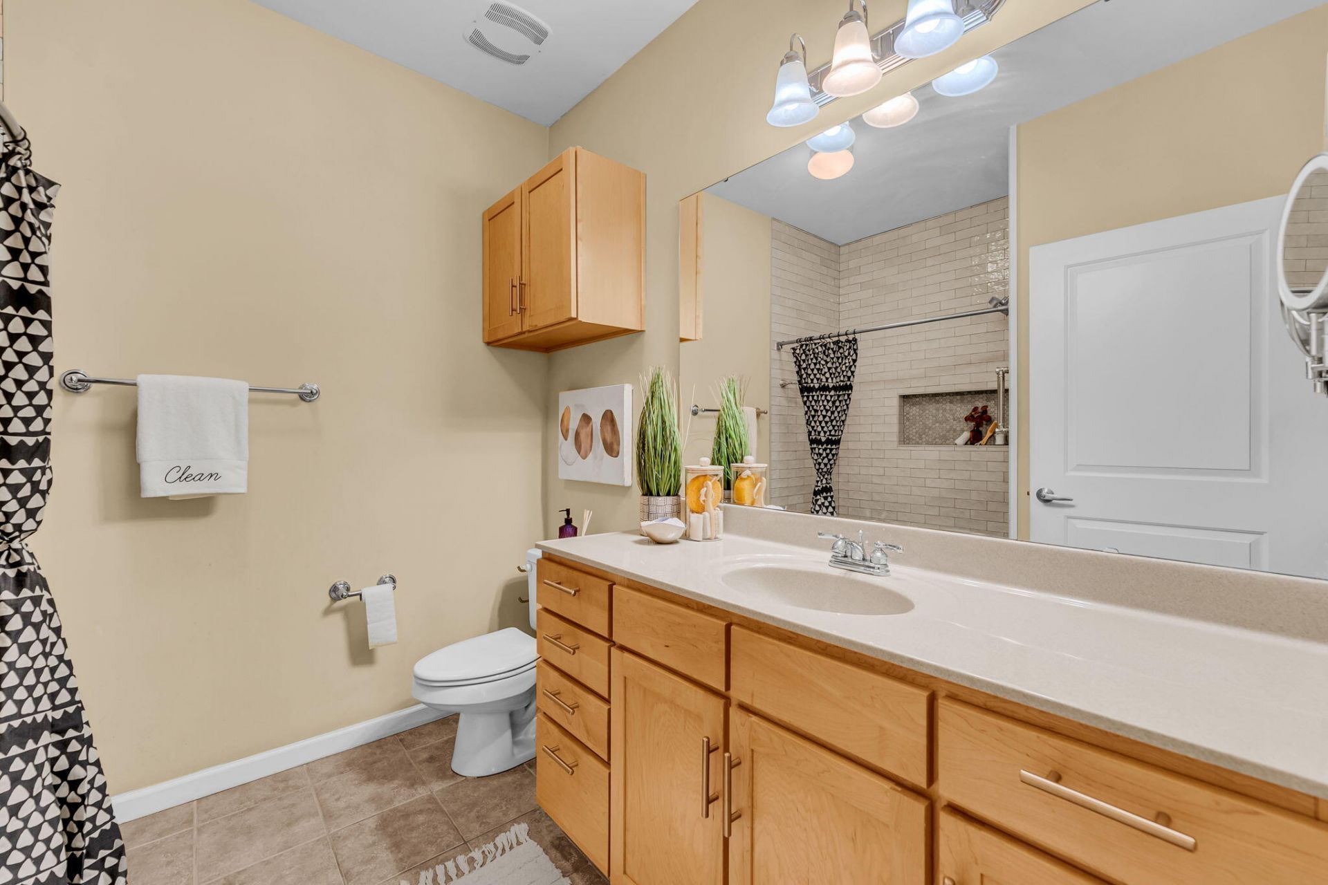 1755 Central Park Road Photo 11