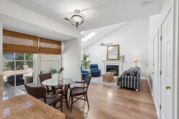 2060 Presidio Drive photo 4