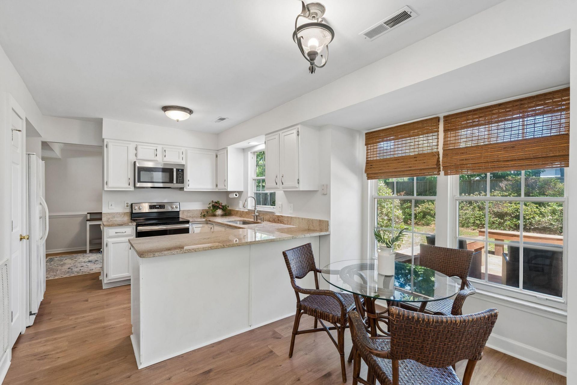 2060 Presidio Drive Photo 6