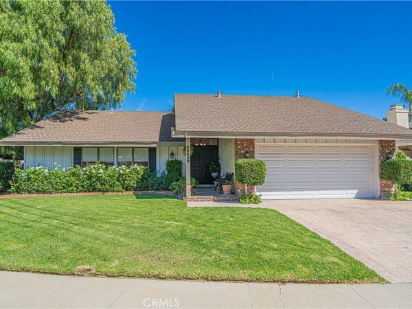 23429 Via Elisandra, Valencia, CA 91355