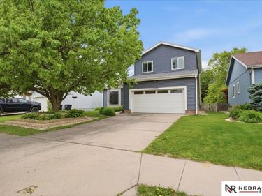 17702 karen Street, Omaha, NE 68135