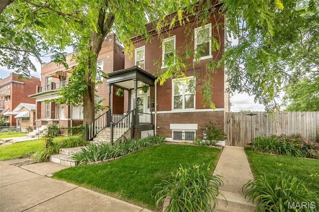 2350 Virginia Avenue, Saint Louis, MO 63104 Main Photo