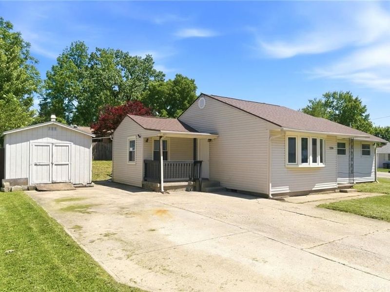 1556 Larchwood Drive, Dayton, OH 45432 Photo 31