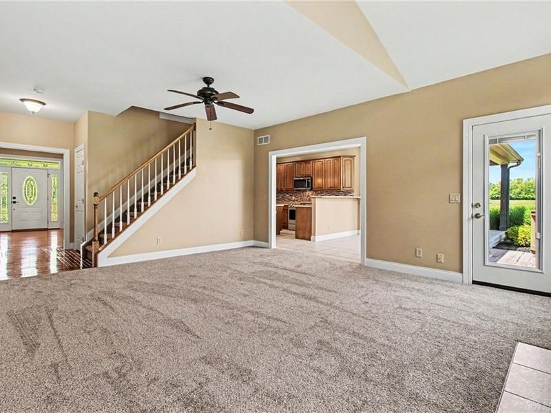 1030 Arabian Run Drive, Clarksville, OH 45113 Photo 11