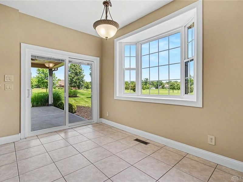 1030 Arabian Run Drive, Clarksville, OH 45113 Photo 12