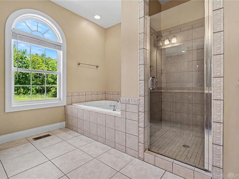 1030 Arabian Run Drive, Clarksville, OH 45113 Photo 21