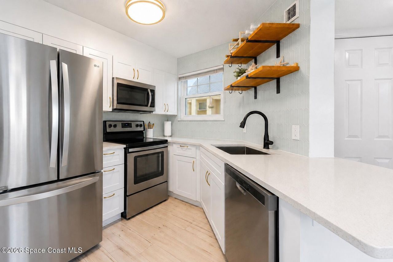 1850 Charlesmont Drive, Unit 119, Indialantic, FL 32903 Photo