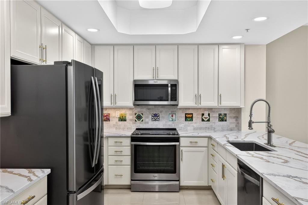 3426 Hancock Bridge Pkwy, Unit 606, North Fort Myers, FL 33903 Photo