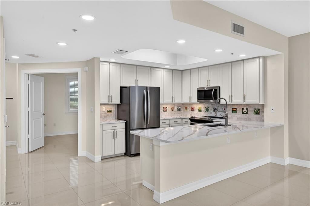 3426 Hancock Bridge Pkwy, Unit 606, North Fort Myers, FL 33903 Photo