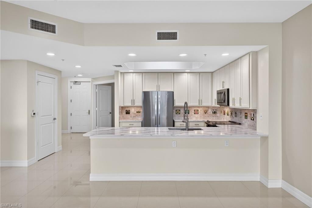 3426 Hancock Bridge Pkwy, Unit 606, North Fort Myers, FL 33903 Photo