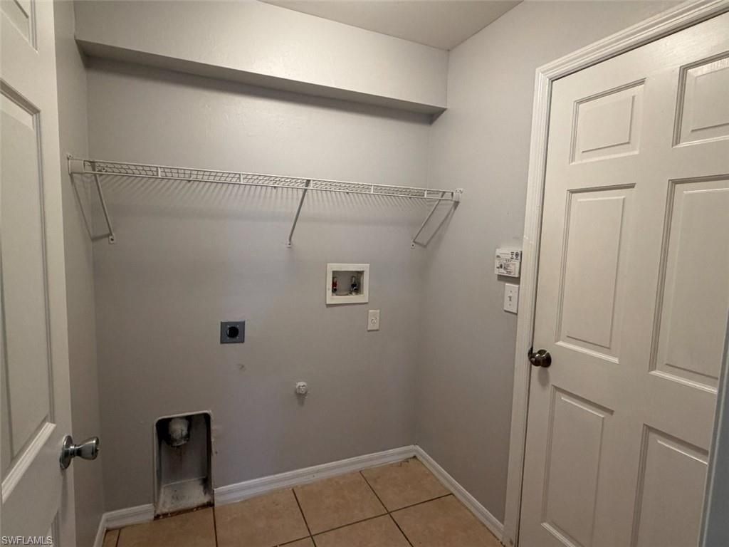 1722 NE 21st St , Cape Coral, FL 33909 Photo