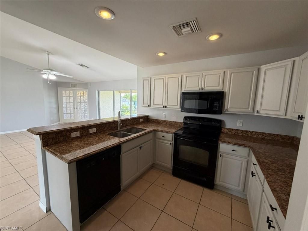 1722 NE 21st St , Cape Coral, FL 33909 Photo