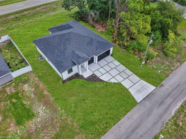 6037 N Moss CIR , LABELLE, FL 33935