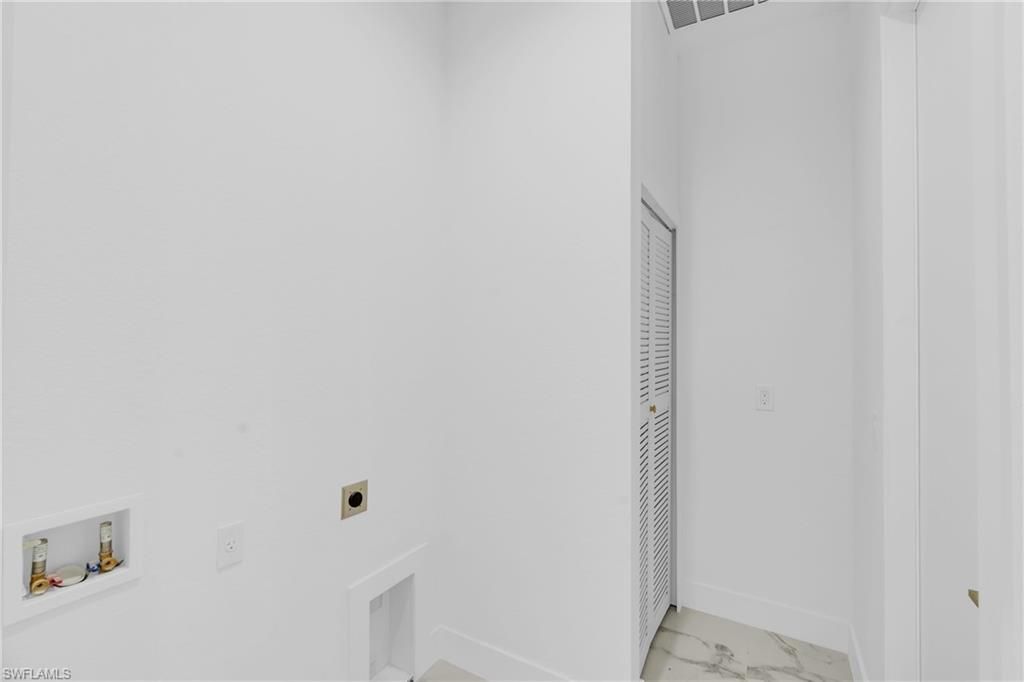 6037 N Moss Cir , Labelle, FL 33935 Photo