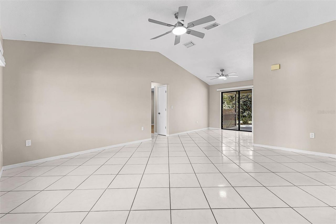 18271 Temple Avenue, Port Charlotte, FL 33948 Photo