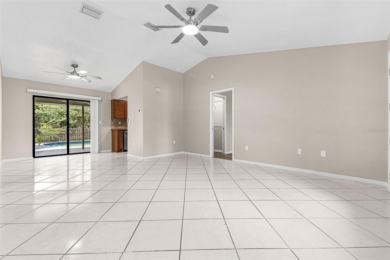 18271 Temple Avenue, Port Charlotte, FL 33948 Photo