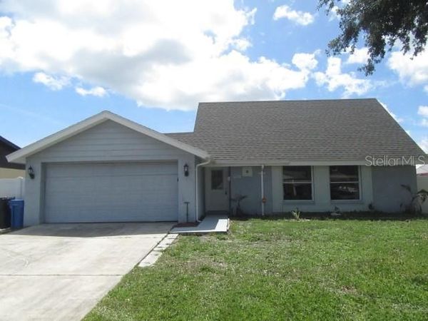 7010 COBBLEWOOD COURT, TAMPA, FL 33615