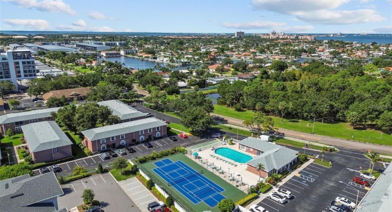 3425 41st Terrace S, Unit 203, Saint Petersburg, FL 33711 Photo