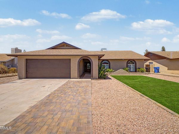 528 W MOHAWK Lane, Phoenix, AZ 85027