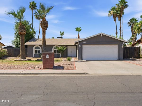 1829 W PECOS Avenue, Mesa, AZ 85202