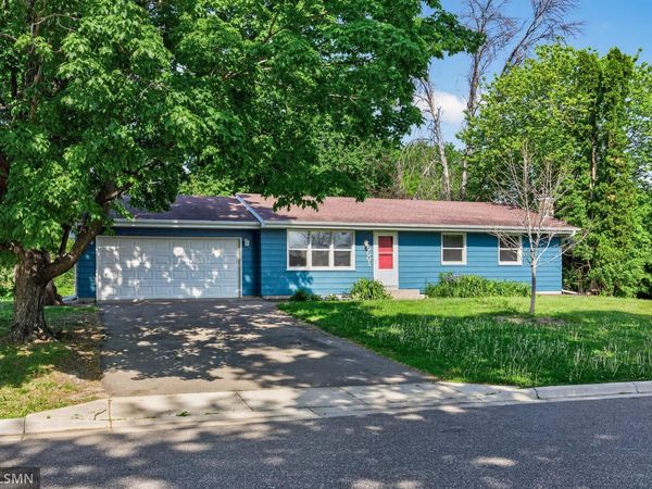 6601 Zealand Avenue N, Brooklyn Park, MN 55428