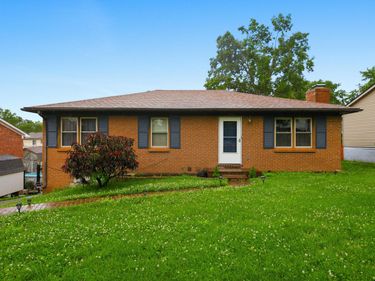 3812 Kittiwake Drive, Lexington, KY 40517