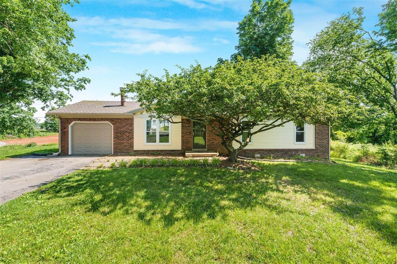 477 Clifford Way, Bowling Green, KY 42103 Main Photo